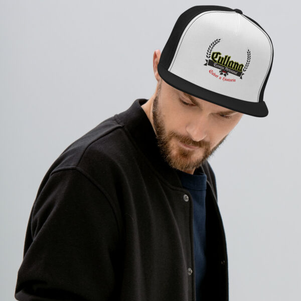 Gorra tipo trucker edición especial