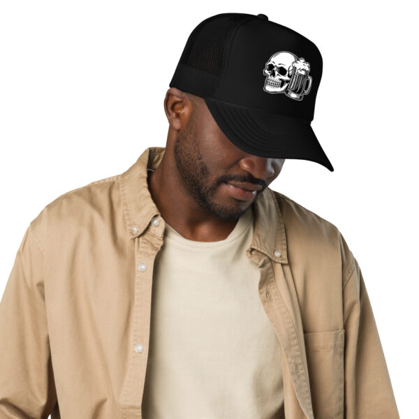 Gorra trucker con frontal de espuma calacabeer v1 - Imagen 2